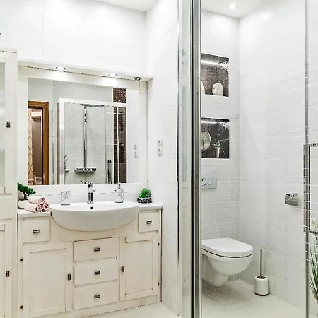 Downtown Royal De Lux Apartment *