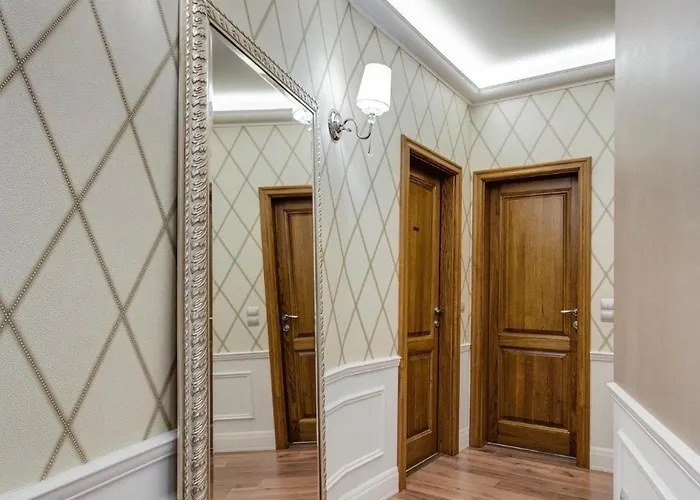 Downtown Royal De Lux Apartament *